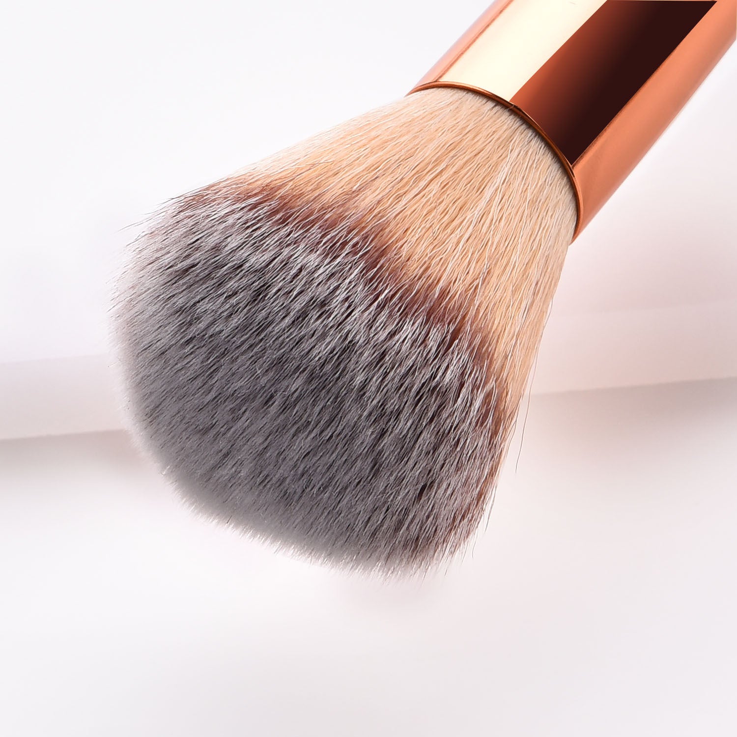 Pinceau maquillage 2-en-1 – Teint impeccable en un geste